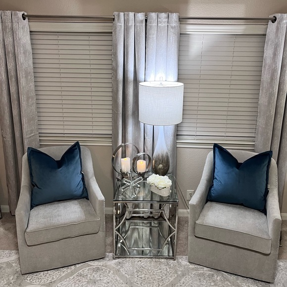 1-TGH TESSITURA ITALIAN VELVET
DECORATIVE PILLOW (Read description for details) - Picture 11 of 16